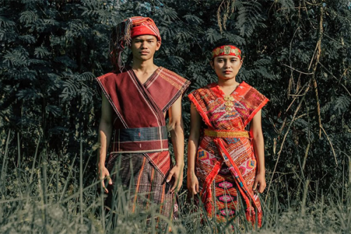 baju-adat-batak.png